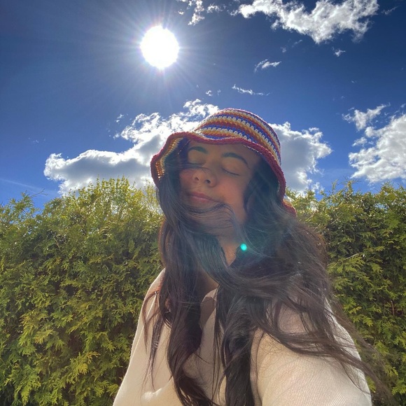 MADE TO ORDER STRIPED CROCHET BUCKET HAT - Picture 5 of 5